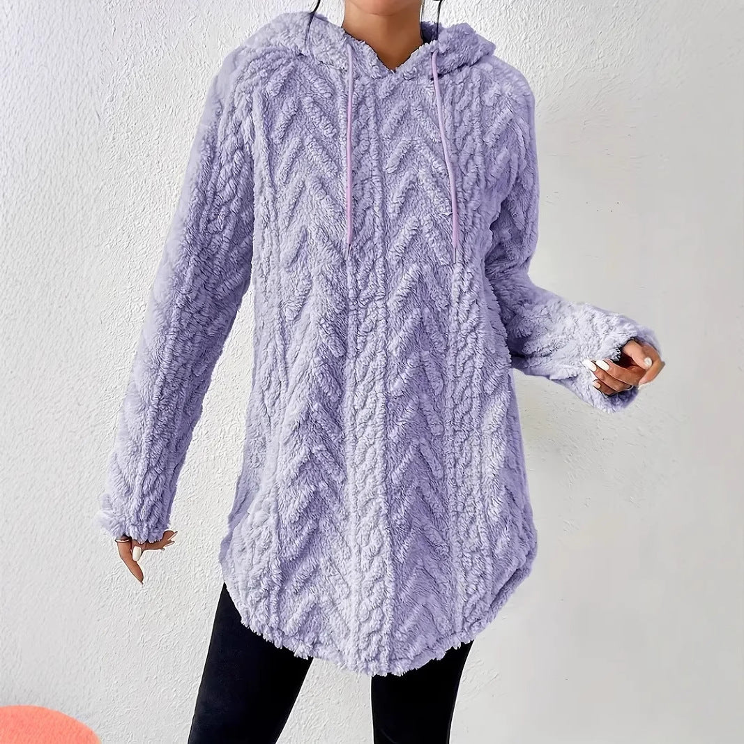 Comfortable knitted sweater for women with hood and chic and stylish structure
