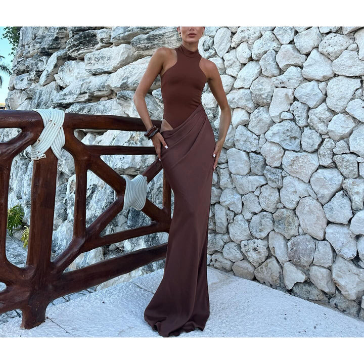 Ladies' maxi dress with fashionable cut Lune London