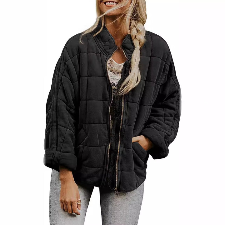 Ladies Chic down jacket with practical zipper and large pockets Lune London