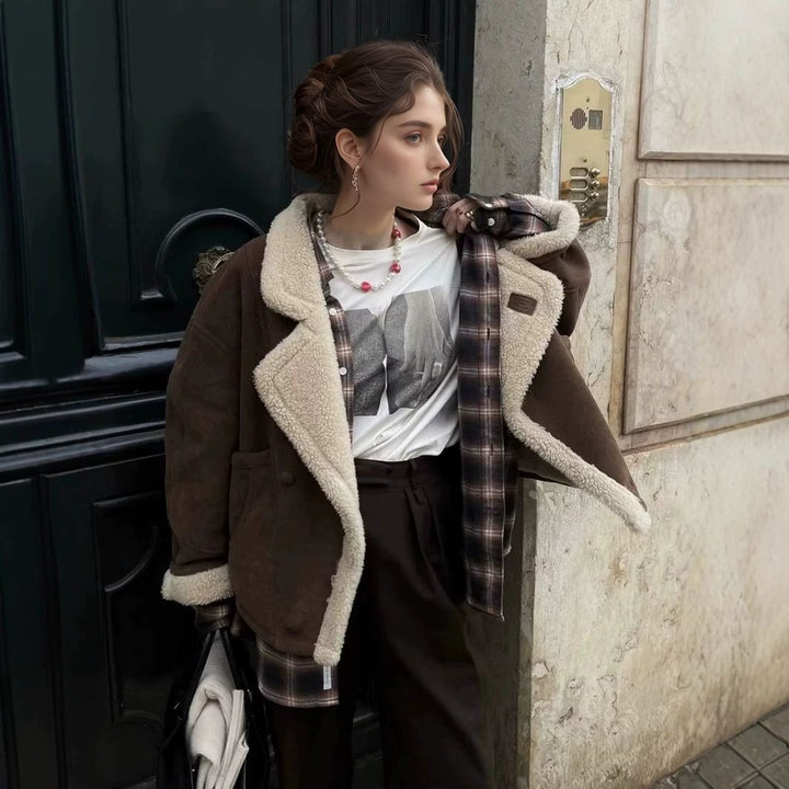 Ladies sheepskin cozy jacket with fine collar Lune London