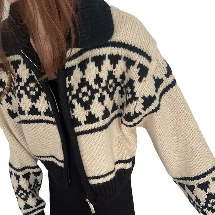 Knit jacket for women with floral pattern and comfortable high collar Lune London