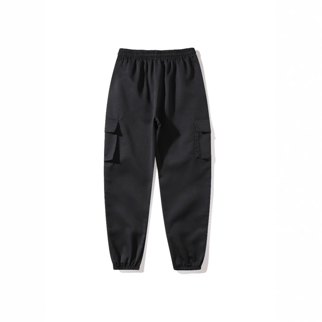Men's cargo pants with elastic waistband and practical side pockets Lune London
