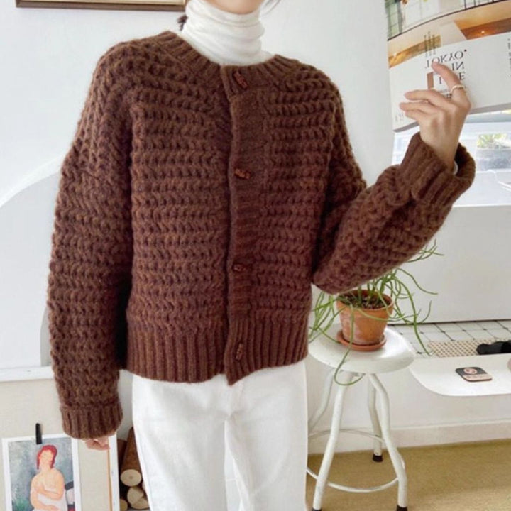 Chunky knit sweater for women with decorative button placket and honeycomb pattern Lune London