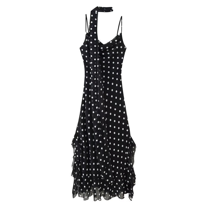 Summer dress for women with a playful polka dot design and a refined gathered hem Lune London