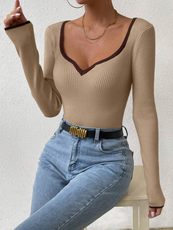 Ladies V-neck long sleeve body in ribbed knit Lune London