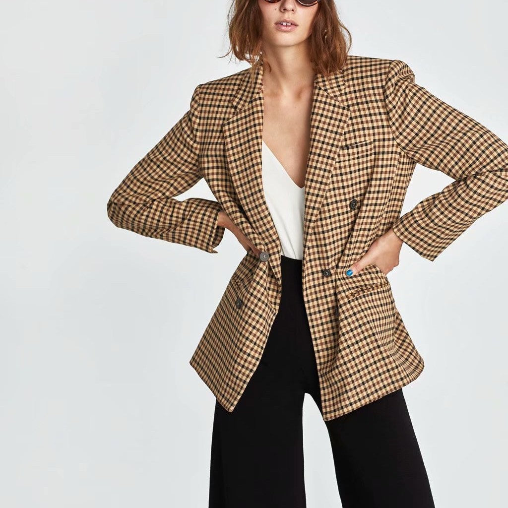Lune London double-breasted blazer for women with plaid pattern