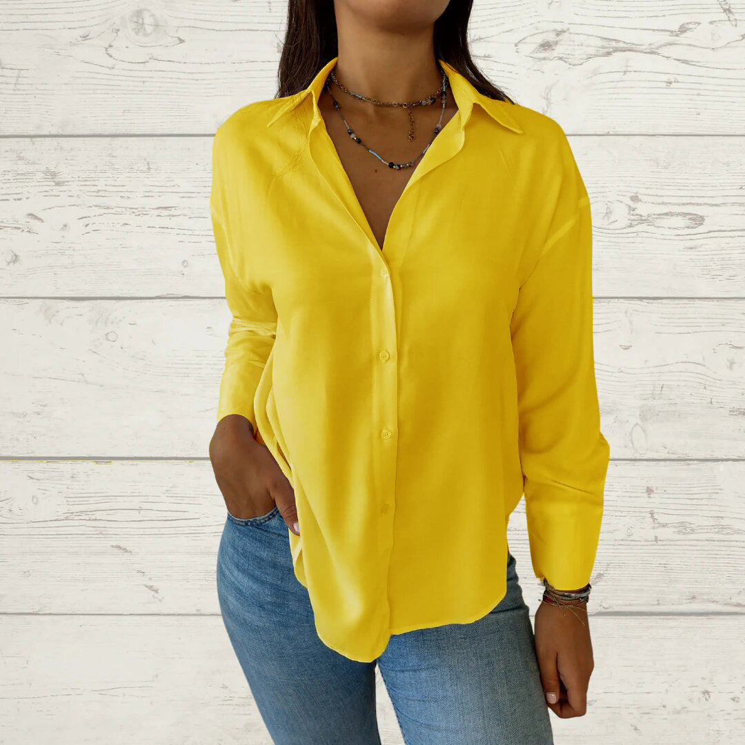 Blouse élégante à manches longues pour femmes en tissu fin avec des détails féminins Chic & Stil