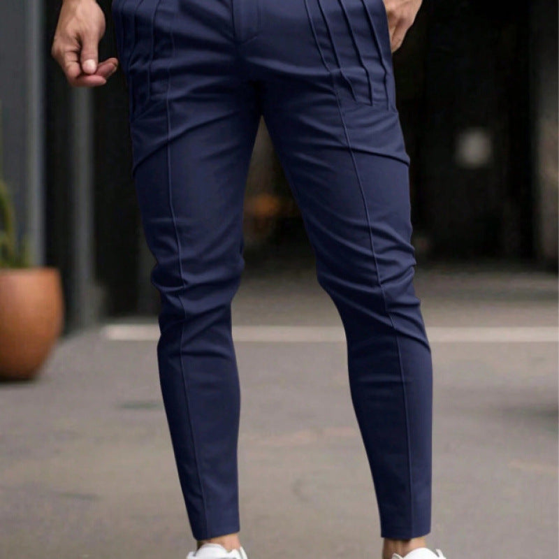 Elegant slim-fit men's trousers with high-quality pleats and practical pockets Lune London