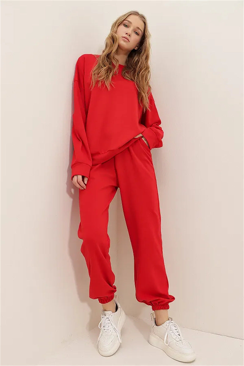 Casual set for women with loose top and comfortable pants Lune London