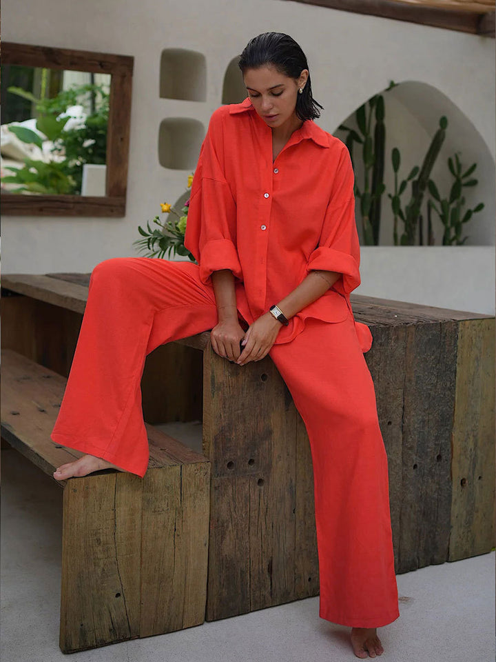 Comfortable linen loungewear set for women with wide sleeves and flowy pants Lune London