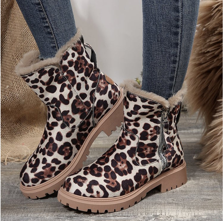 Trendy winter boots for women with soft lining and sturdy profile Lune London