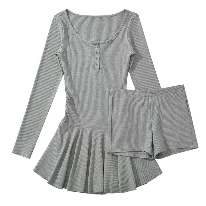 Women's Long Sleeve Dress with Flowing Skirt Chic & Stil