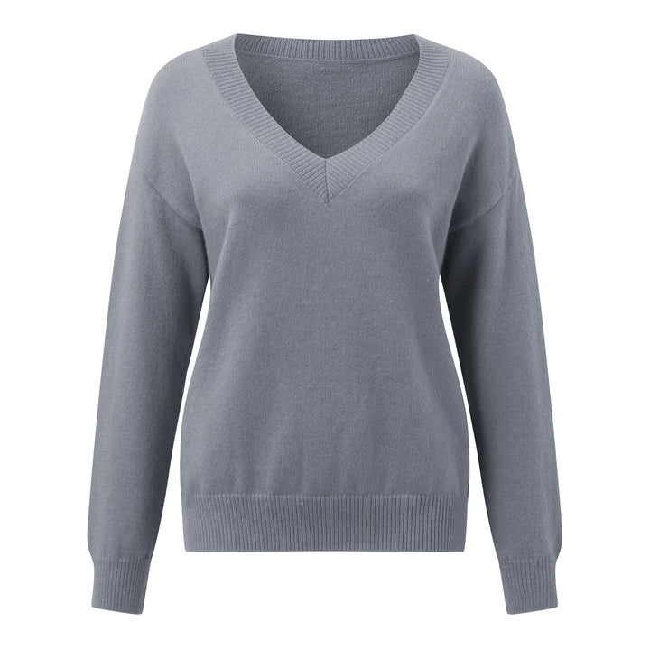 Women elegant V-neck sweater in soft material with drop shoulders Lune London