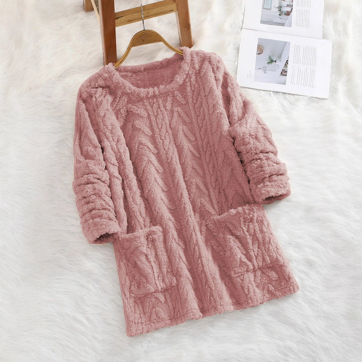 Soft sweatshirt dress for women with heart-shaped fabric pattern Lune London