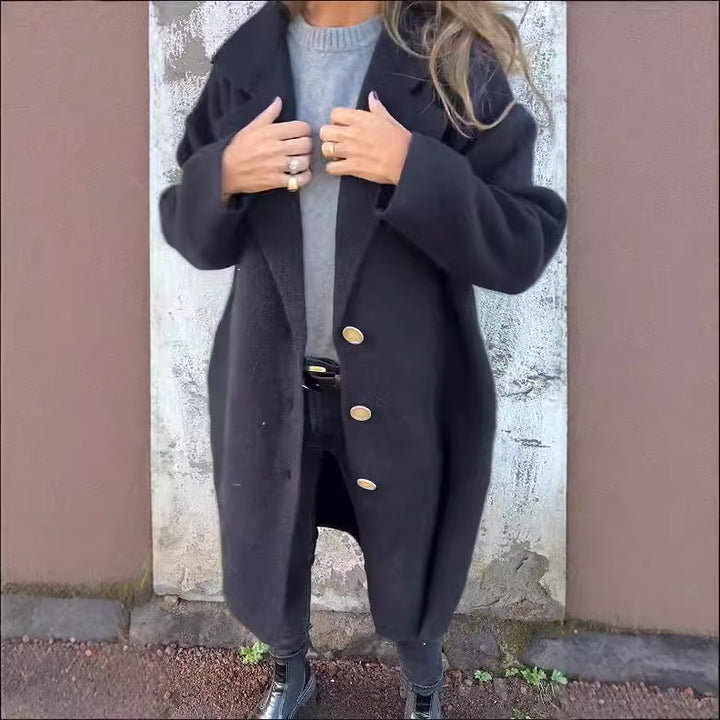 Veste de transition pour femme avec une coupe ample et de élégants détails de boutons Chic & Stil