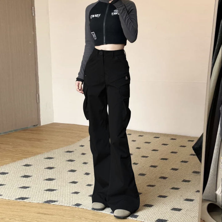 Pantalons cargo pour femmes à coupe large et poches pratiques