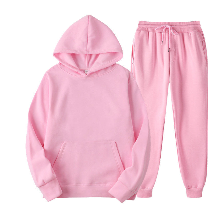 Women comfortable tracksuit set with kangaroo pocket and practical cuffs Lune London