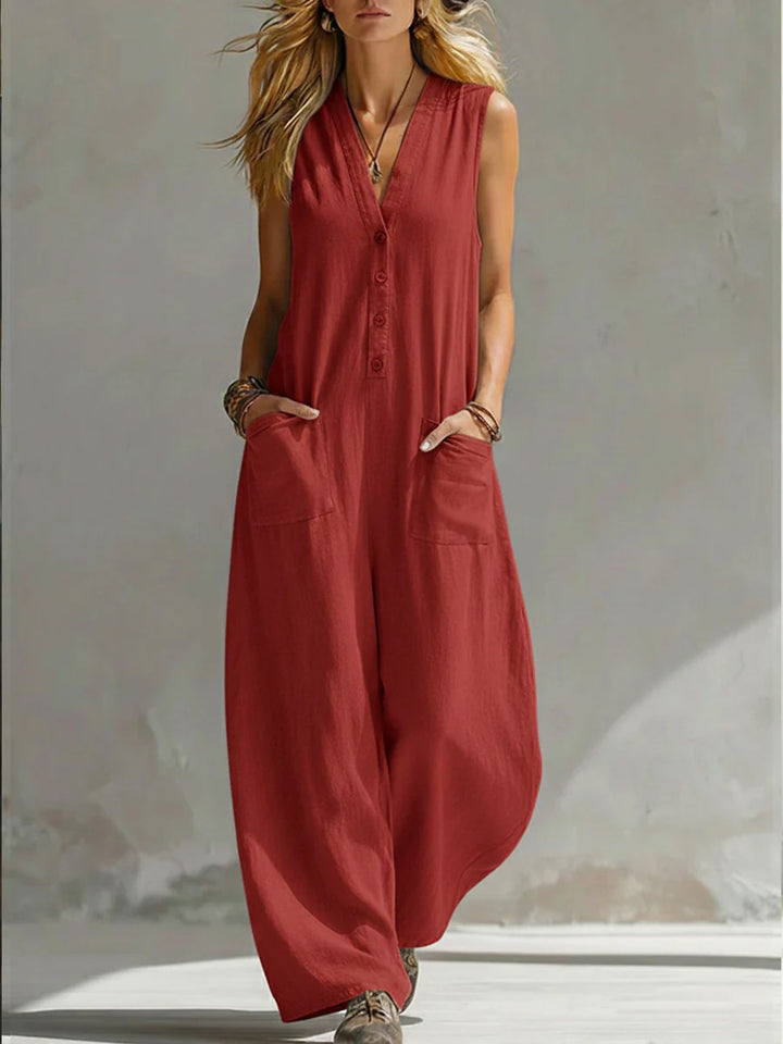 Ladies jumpsuit with deep V-neck and practical pockets Lune London