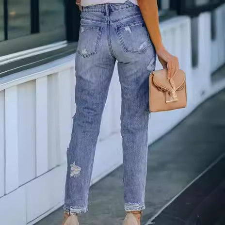 Ladies destroyed Boyfriend Jeans Lune London