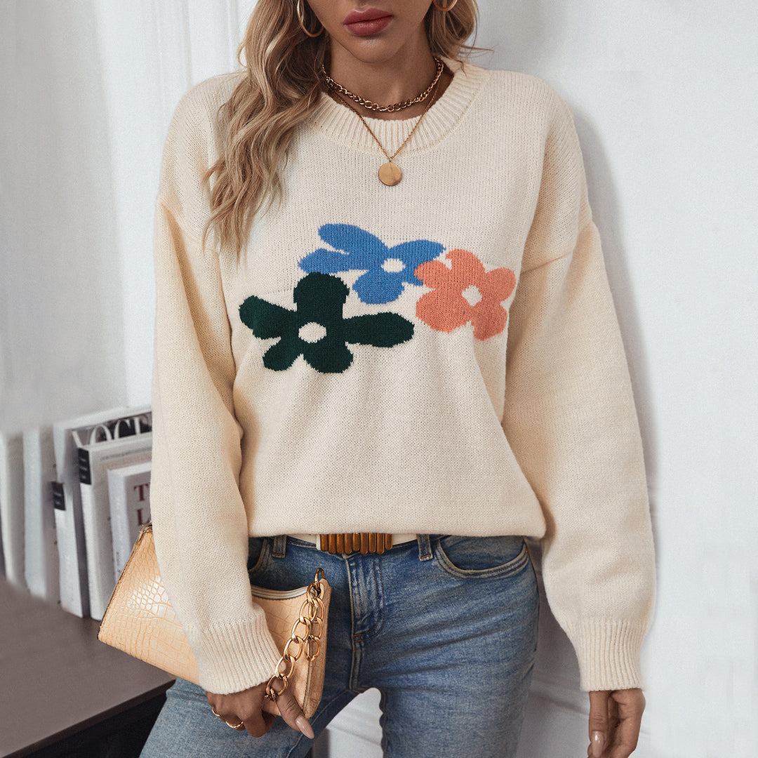Casual sweater for women with floral patterns and round neck Lune London