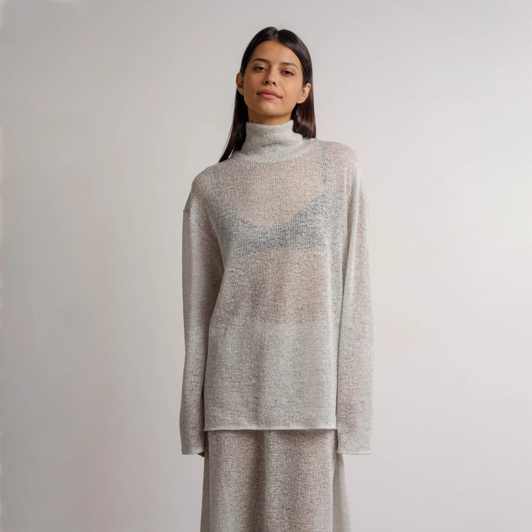 Women’s elegantly cut knit top with trendy skirt Lune London