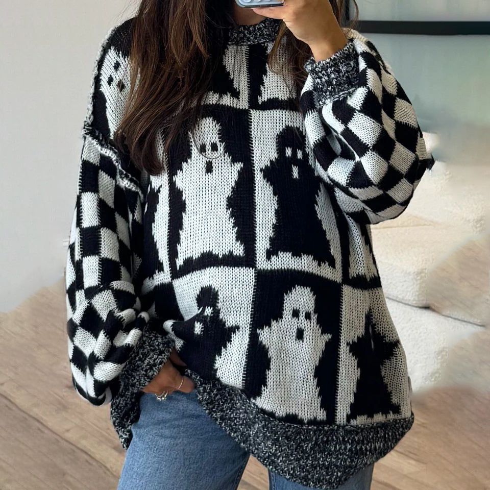 Thick knit sweater for women with a modern ghost pattern and a casual fit Lune London