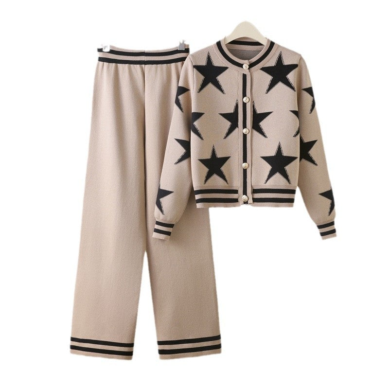 Knitted loungewear set with star patterns and contrasting details for ladies Lune London