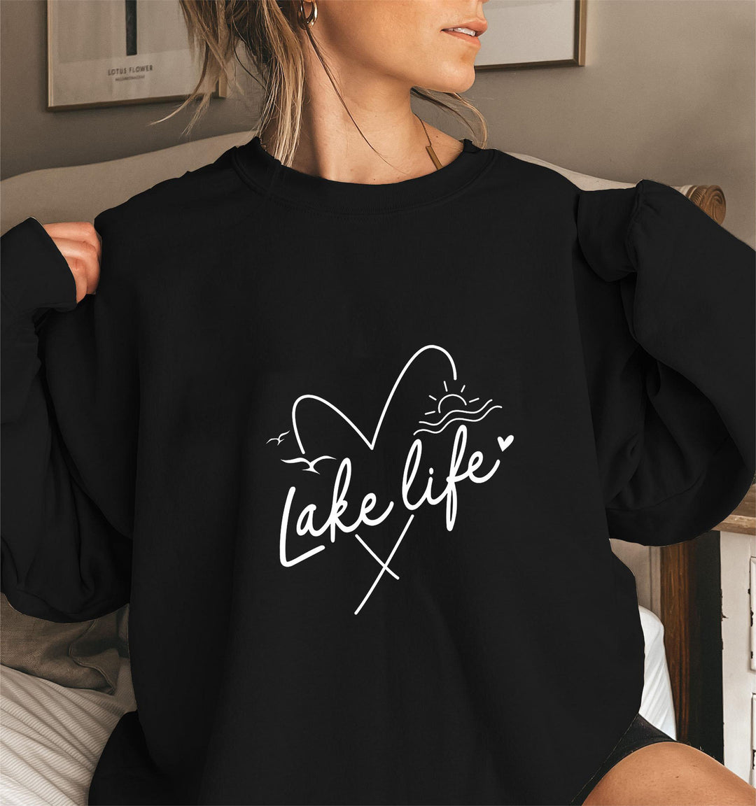Sweatshirt pour femme avec des manches courtes et un motif en forme de cœur Chic & Stil