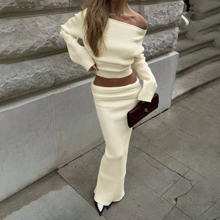Knitted set for women with plunging neckline and chic maxi skirt Lune London