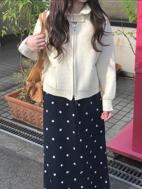 Knitted sweater for women with floral pattern and relaxed fit Lune London