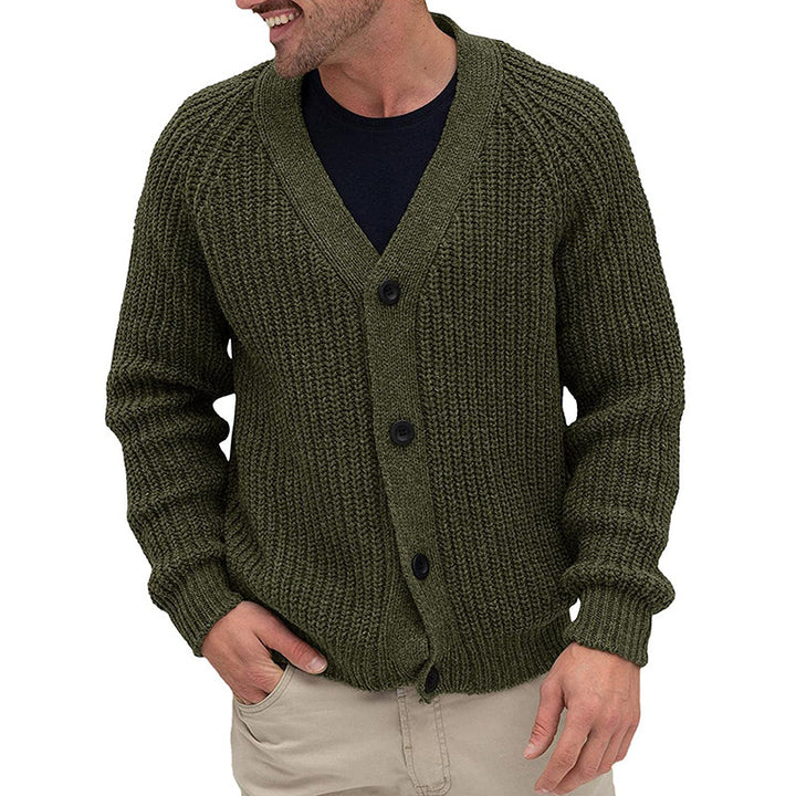 Men's knitted jacket with a coarse knit structure and elegant button details Lune London