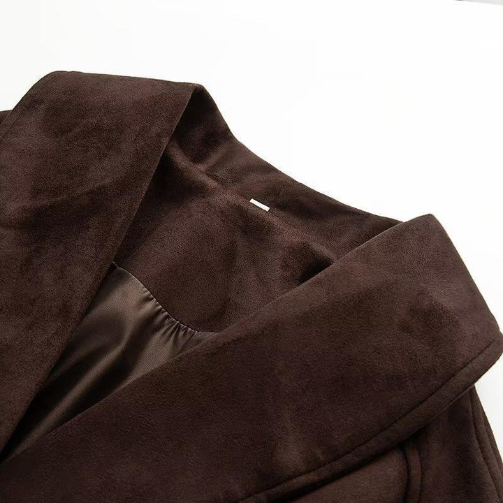 Elegant jacket for women with a belt at the waist and modern collar Lune London