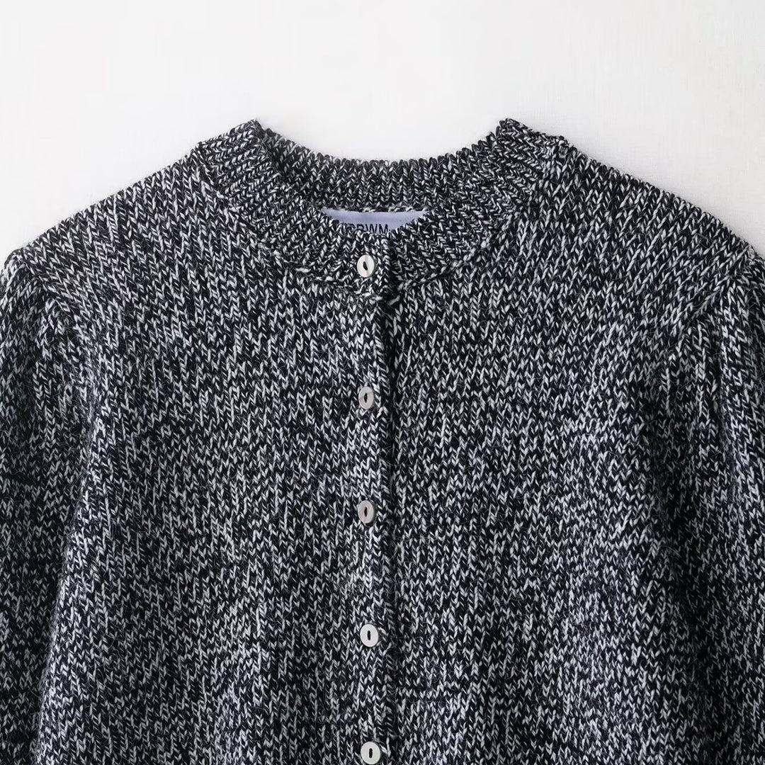 Veste élégante pour femmes en tricot avec patte de boutonnage Lune London
