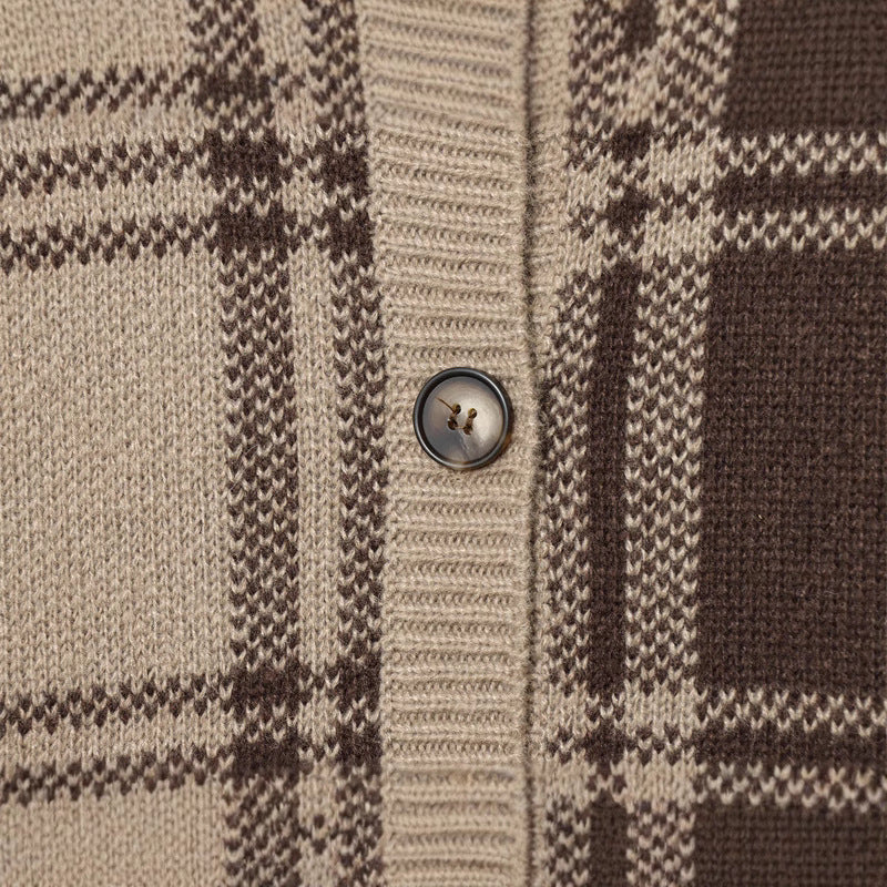 Trendy checked knit pullover for women with button placket and round neck Lune London