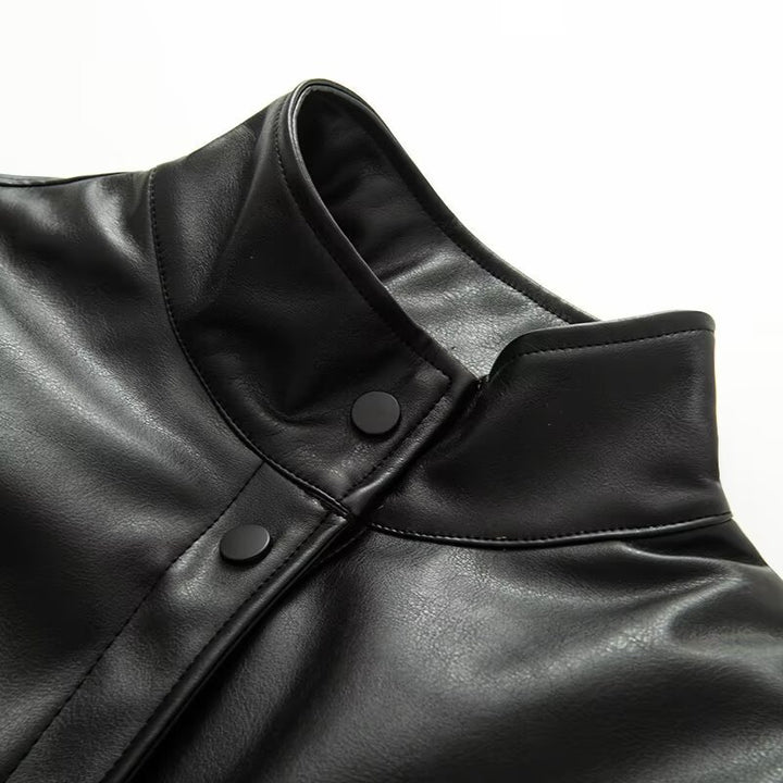 Fashion faux leather jacket for women with a practical zipper and an elastic waist Lune London