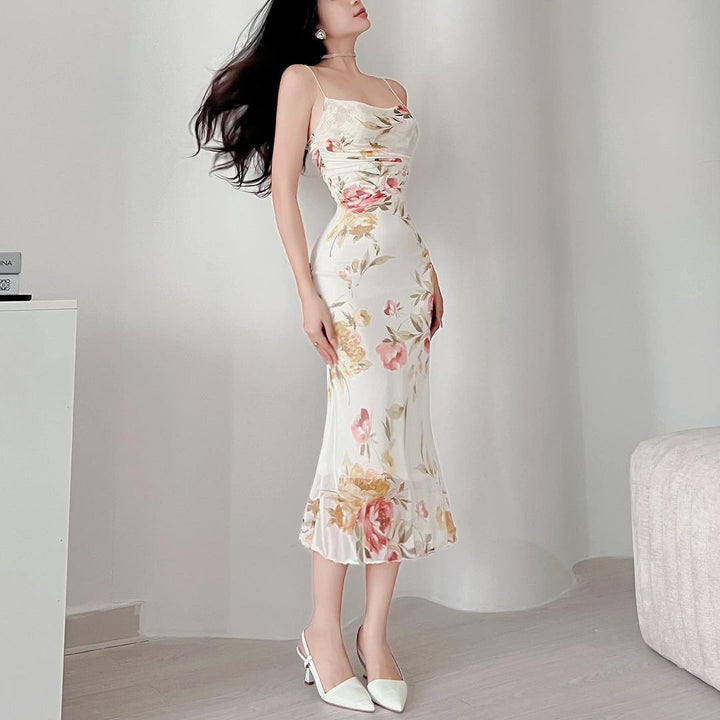 Chic and Stylish Women's Midi Floral Dress with Ruching