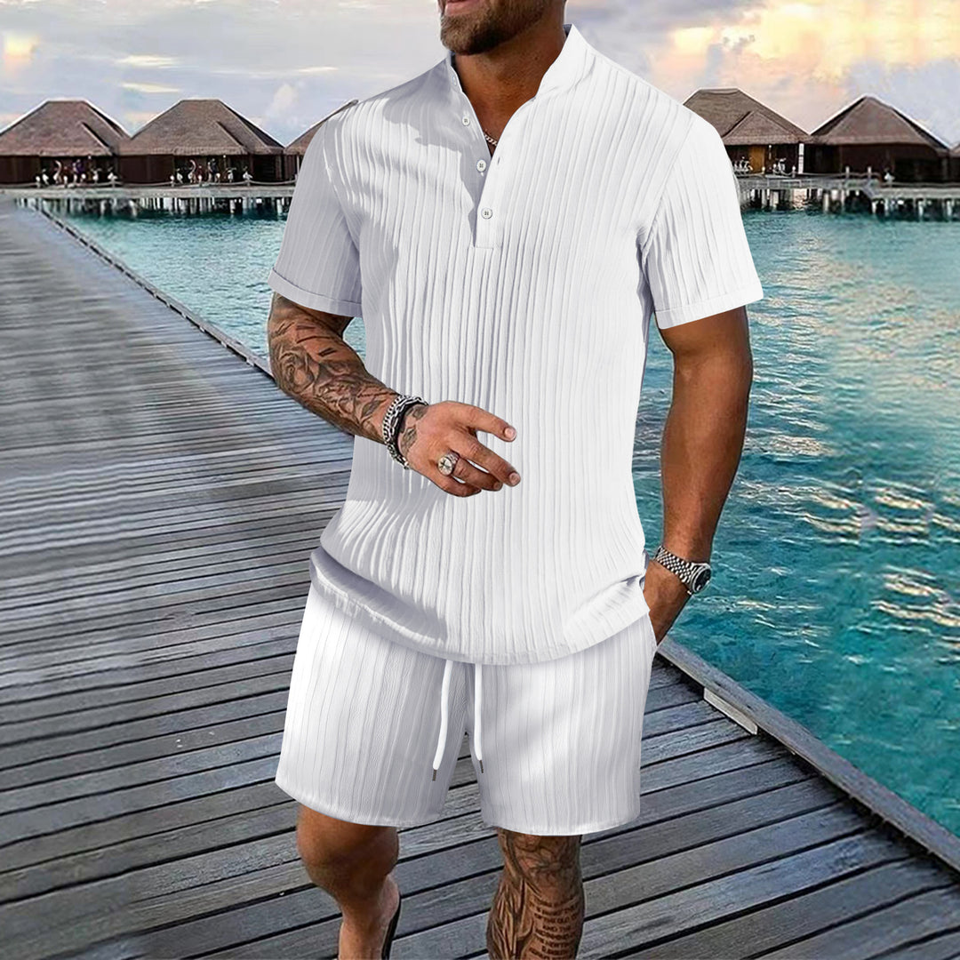 Casual short sleeve shirt for men with pleated design and matching shorts Lune London