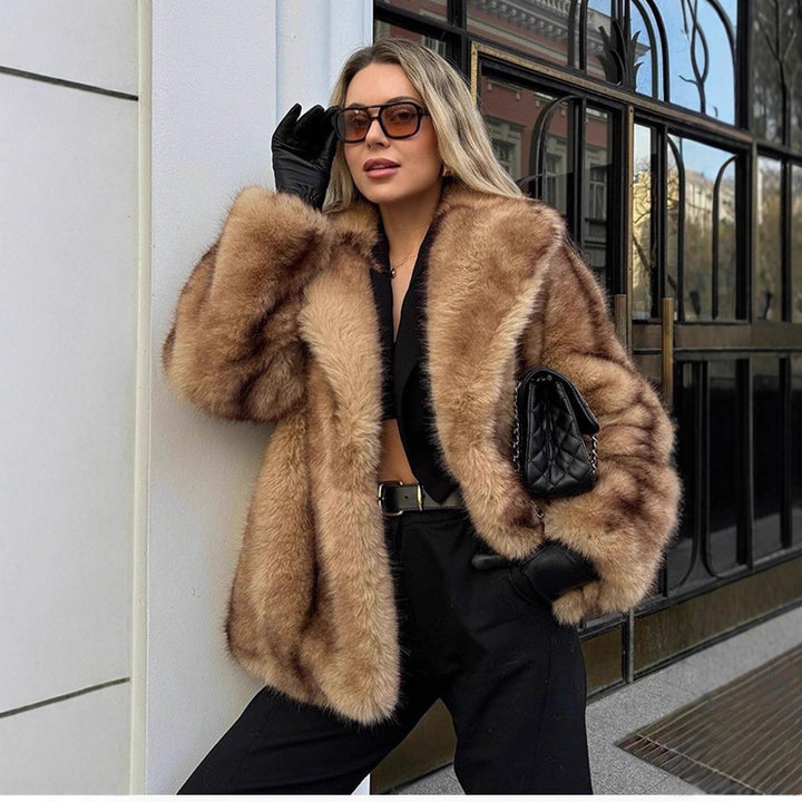 Ladies Elegant Faux Fur Coat Lune London