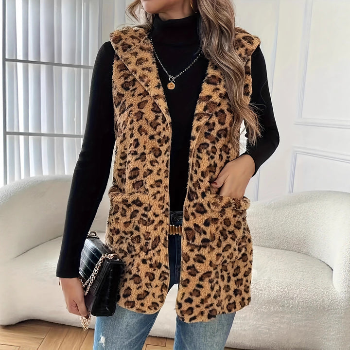 Ladies comfortable jacket with hood and leopard print Lune London