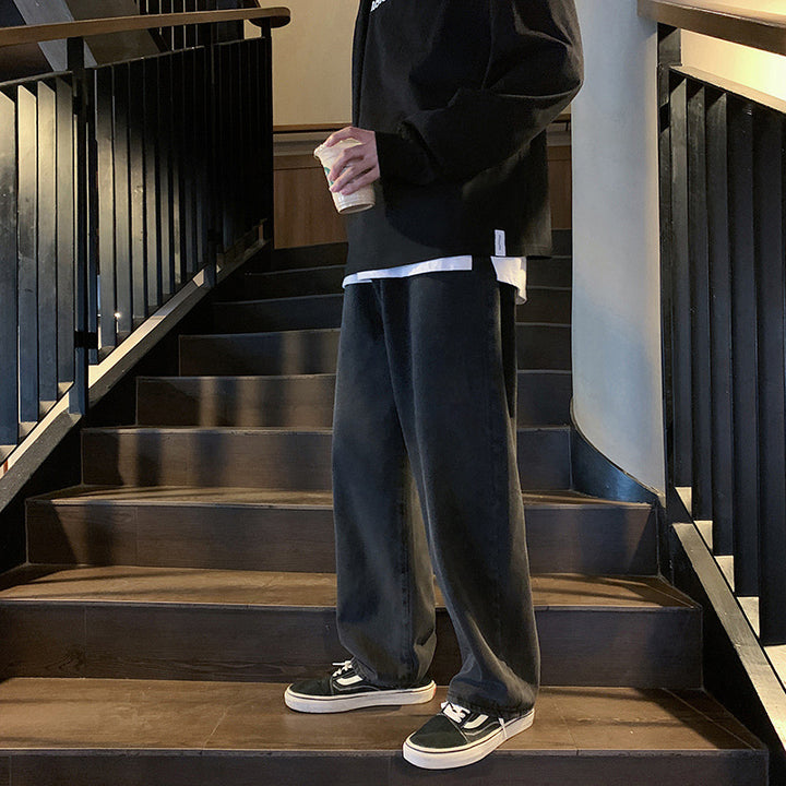 Casual cargo pants for men with wide legs and elastic waistband Lune London