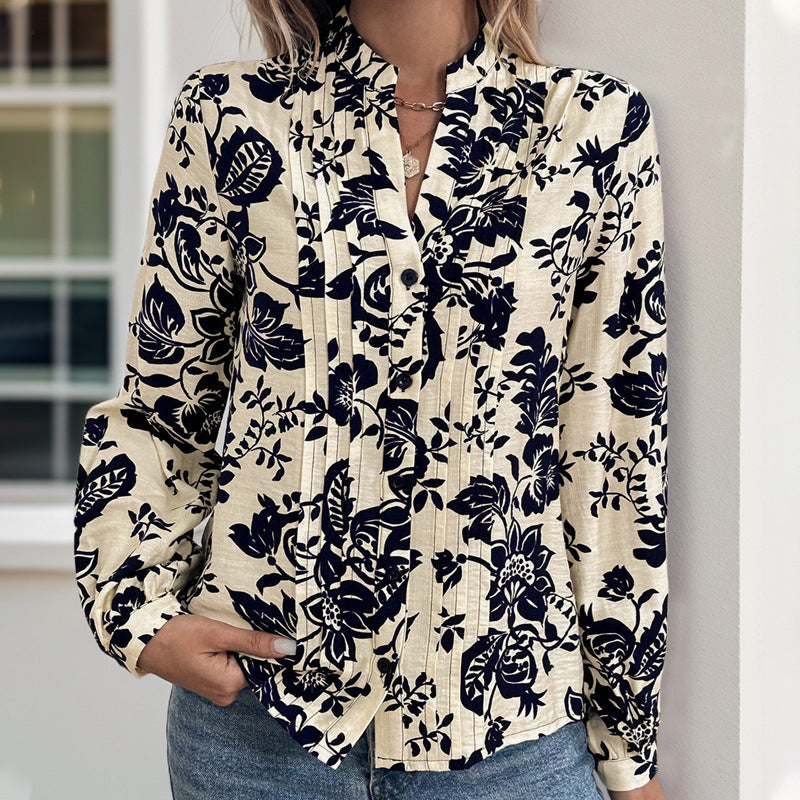 Women's blouse with floral pattern and decorative pleats Lune London