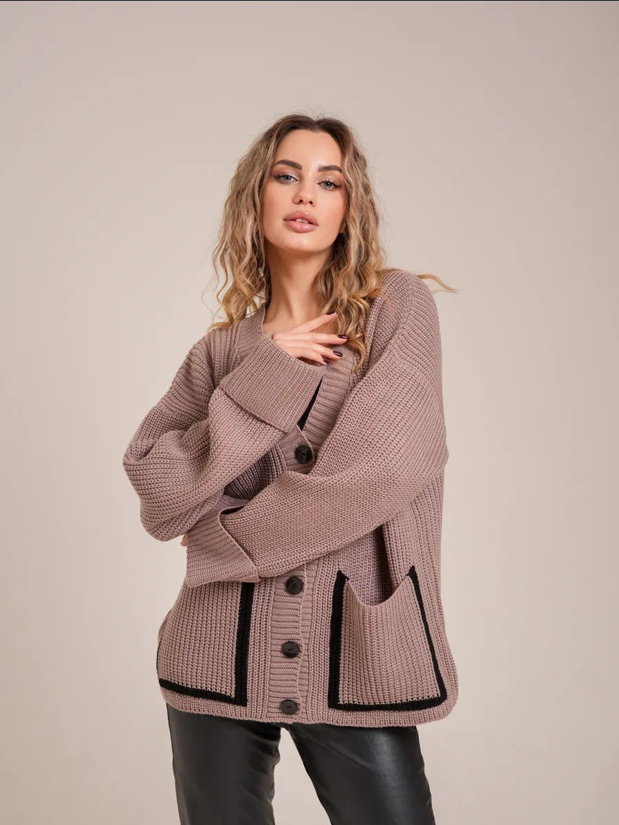 Knitted jacket for women with trendy cut and practical buttons Lune London