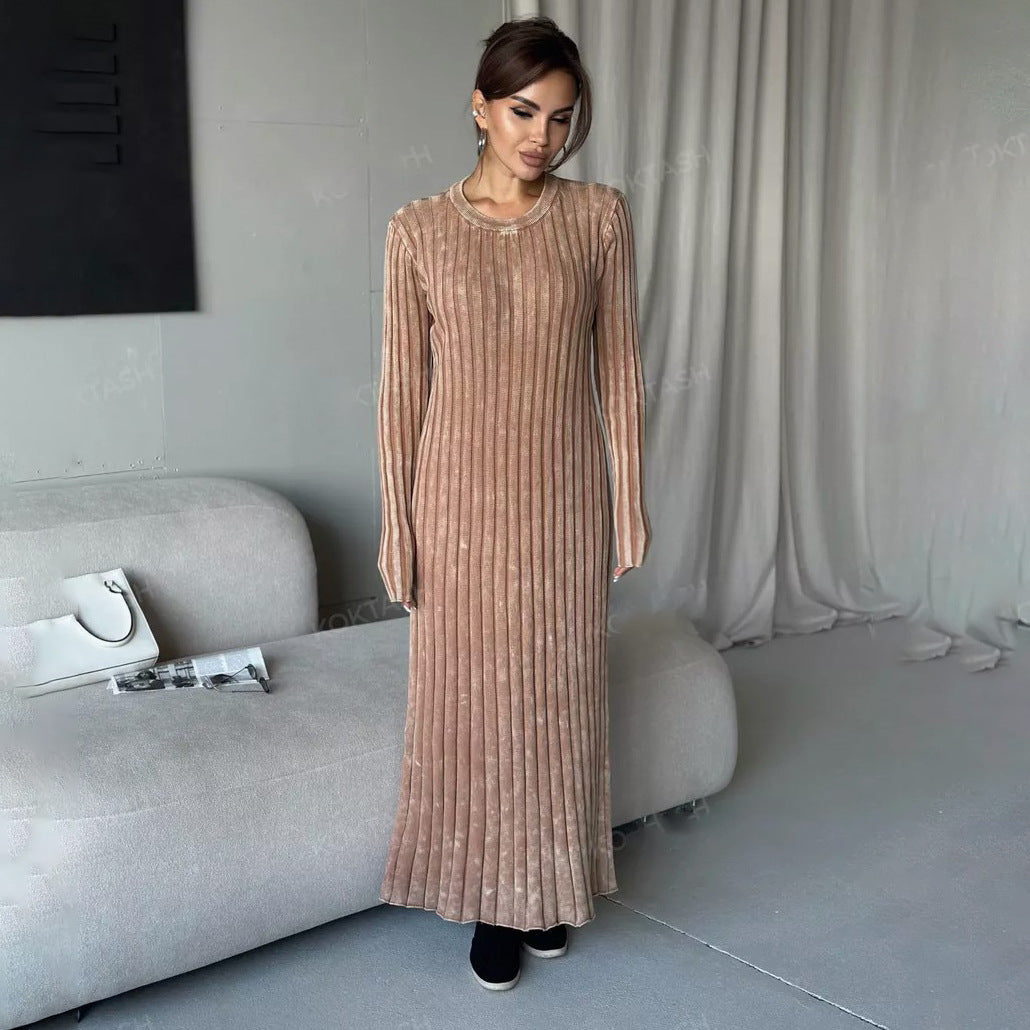 Maxi dress for women with striped structure and elegant cut Lune London