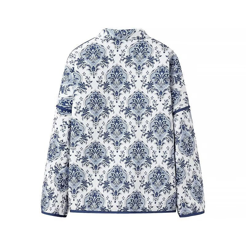 Robe de chambre élégante pour femmes avec motif floral et taille Chic & Stil
