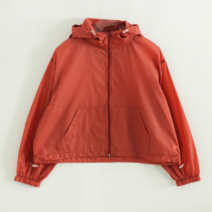 Veste fonctionnelle légère pour femmes avec capuche Chic & Stil