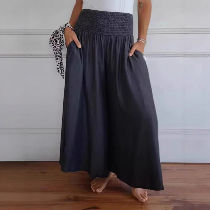 Wide airy pants for women with elastic waist and pockets Lune London
