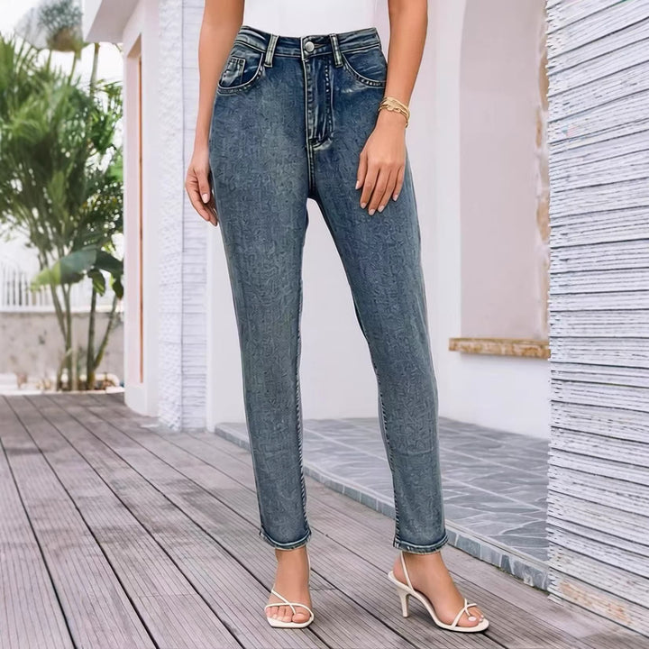 Women's Slim-Fit Jeans with modern used effect and high waist Lune London