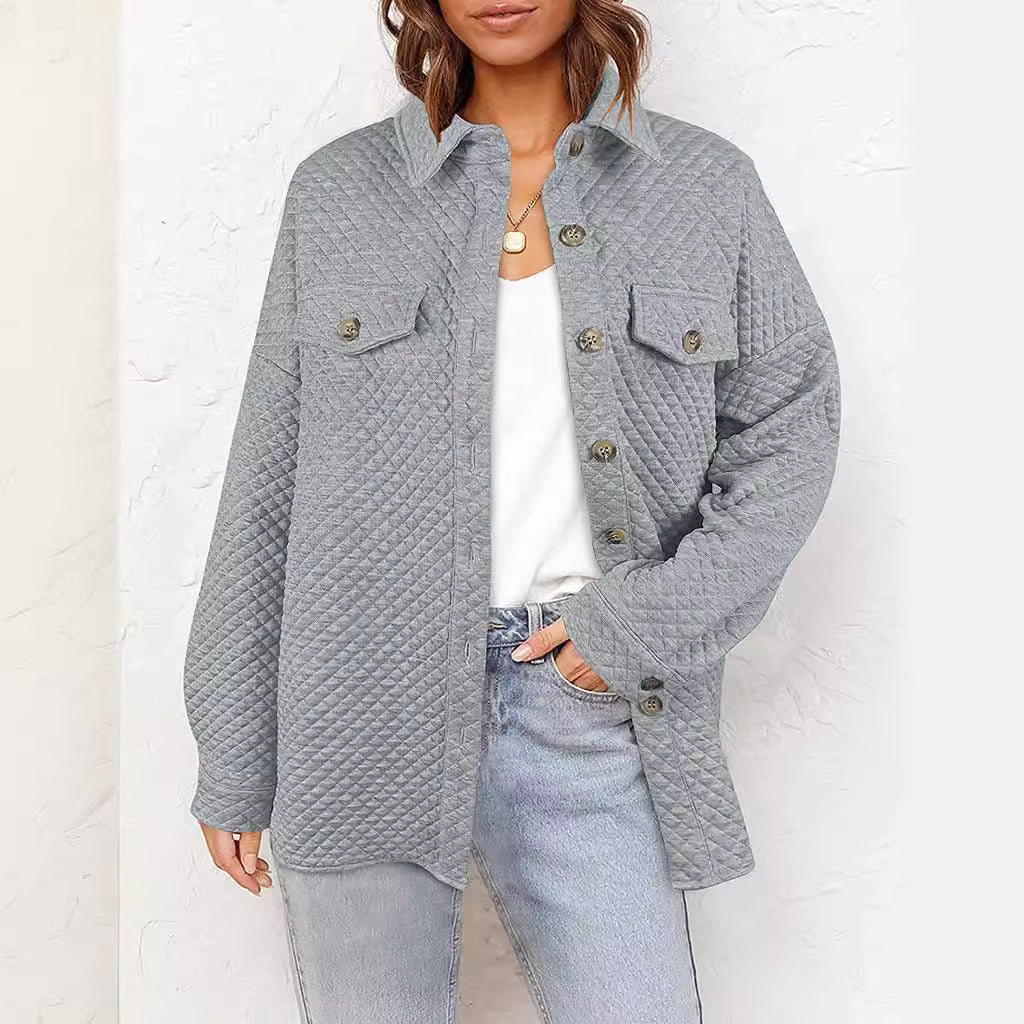 Casual quilted jacket for women with practical pockets and stylish buttons Lune London