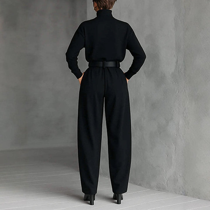 Combinaison utilitaire pour femme avec col haut et ceinture à la taille Chic & Stil