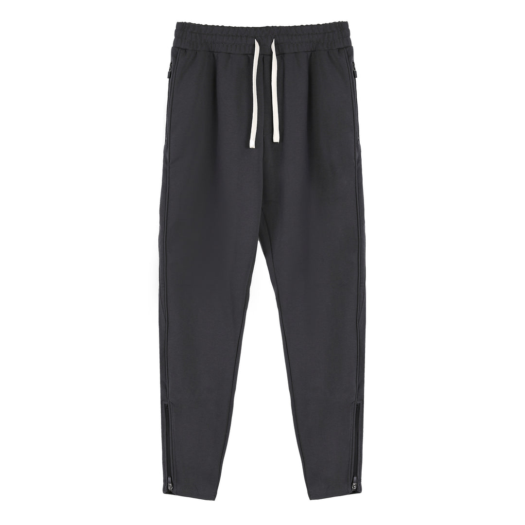 Sporty jogging pants for men with elastic waistband and side zip pockets Lune London